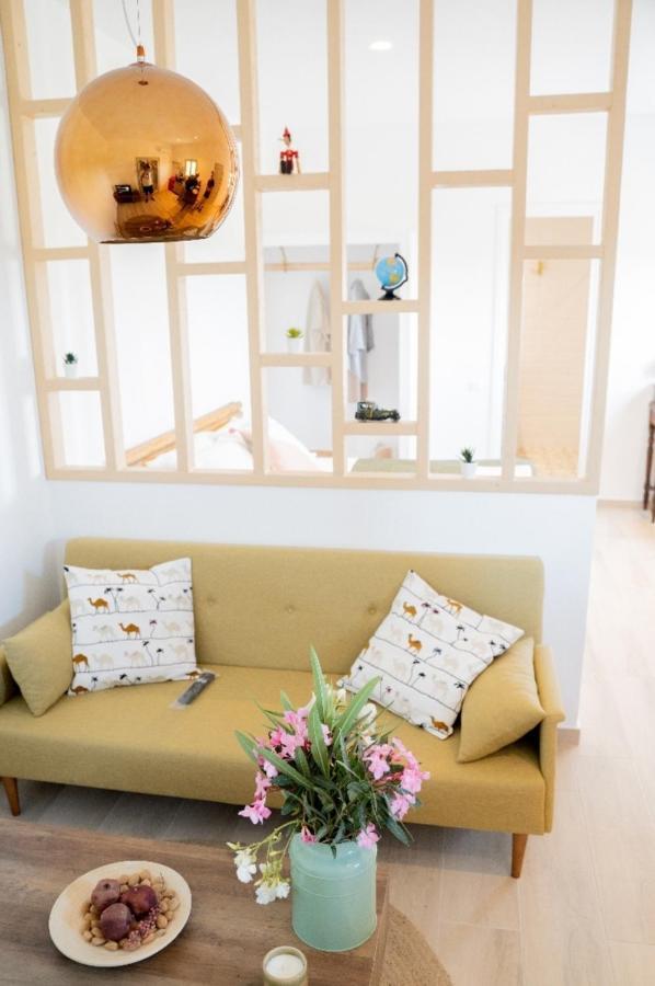 The Lighthouse Sunset View Suites Akrotírion 외부 사진